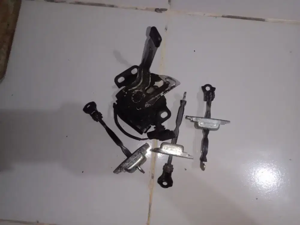 Lokap motor mobil Honda