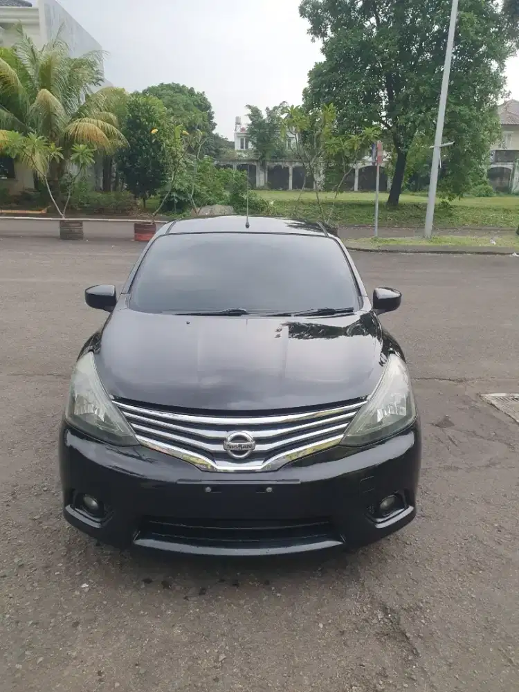 Nissan Grand Livina XV Matic 2015