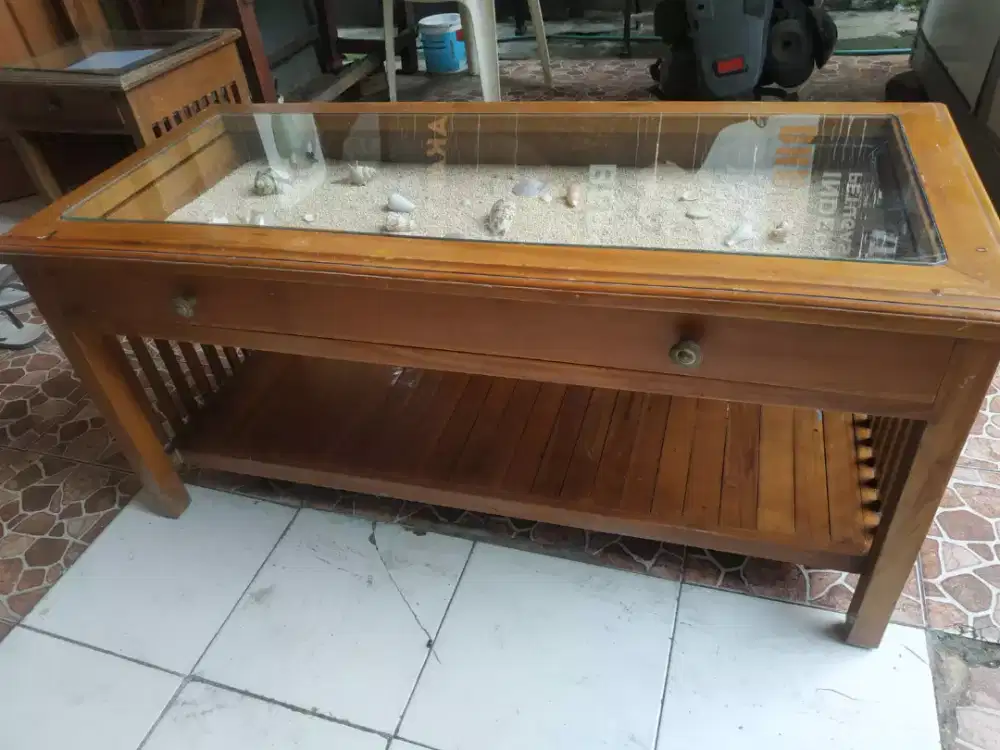 Dijual meja tamu kayu kaca