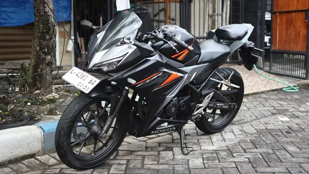 Istimewa Honda CBR 150r PMK 2021