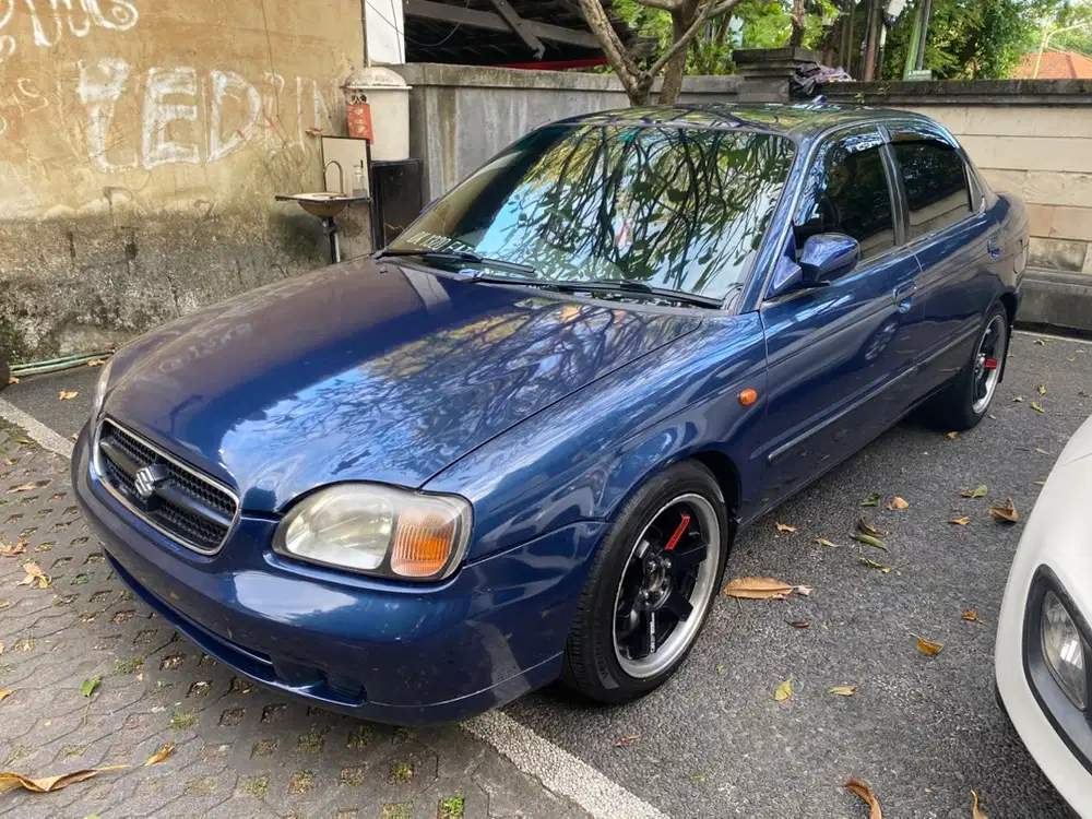 Suzuki Baleno 2000 Bensin