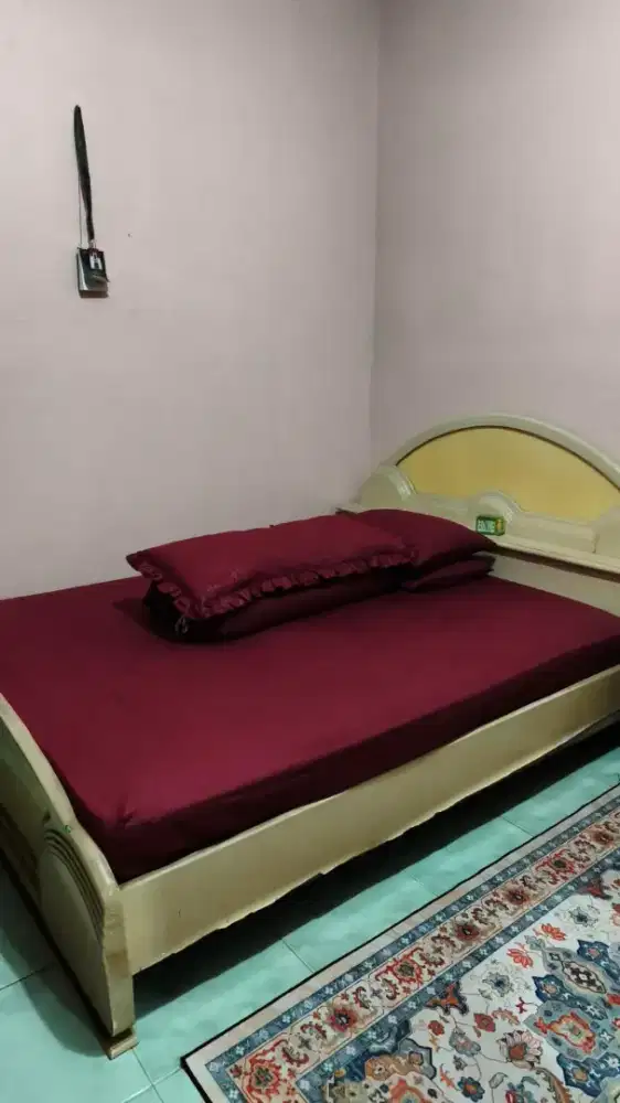 Dipan kayu asli 160 x 200