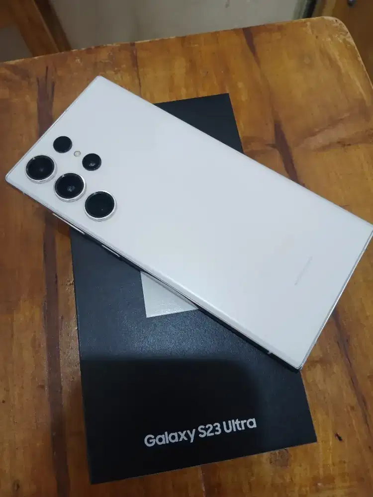 Samsung S23 ultra 8/256Gb Cream