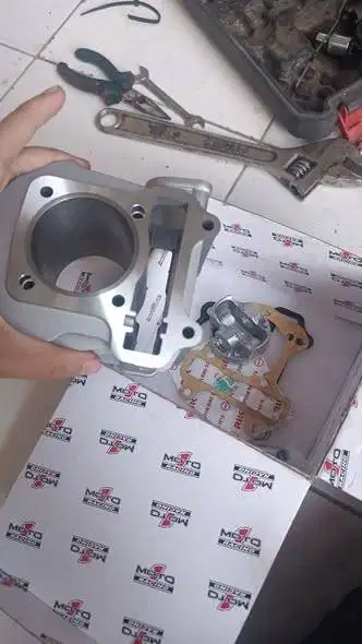 Cylinder Block Kit / Blok Seher Beat Injeksi Stater Kasar MOTO1 RACING