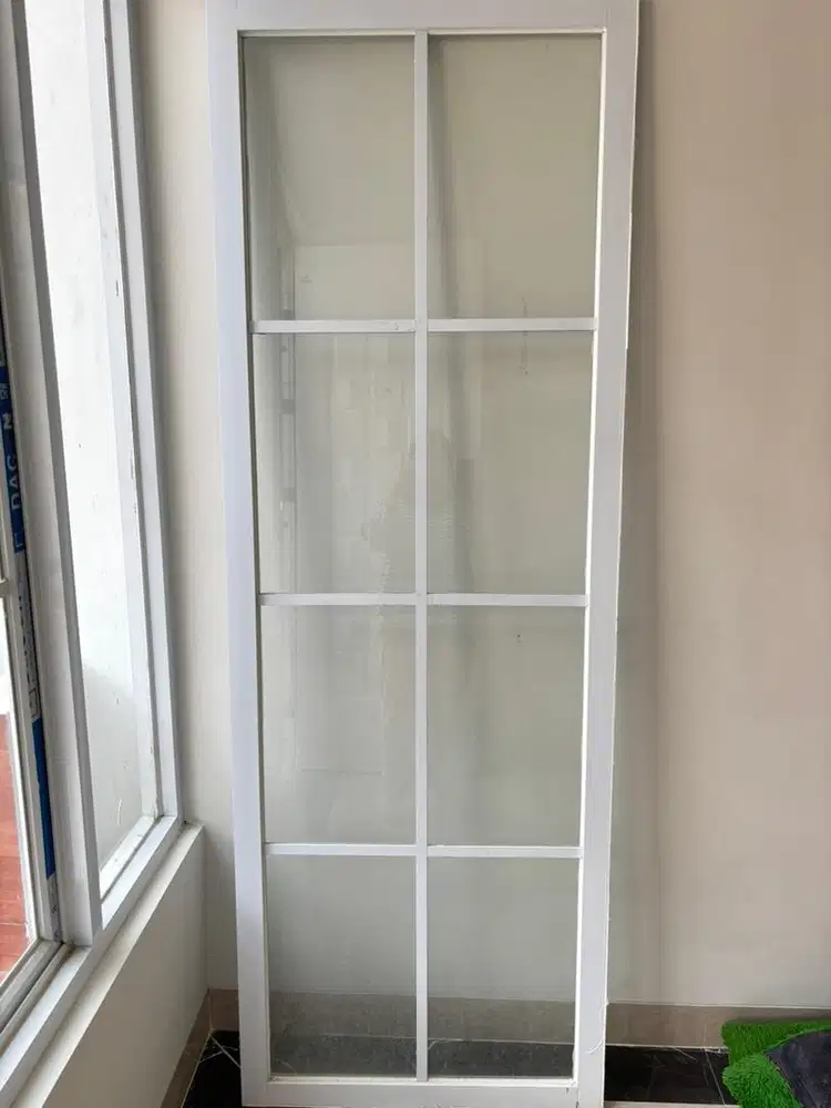 Sekat Kaca Kamar Mandi list ornamen