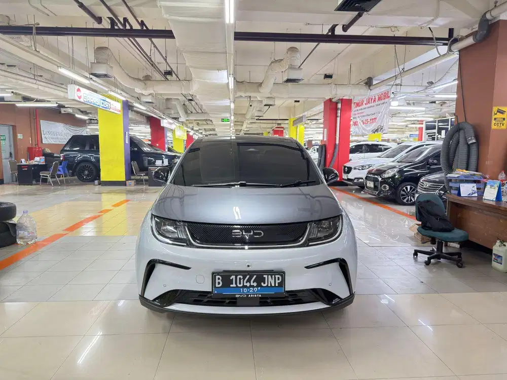 BYD Dolphin Premium Listrik 2024 Biru KM 25 rb