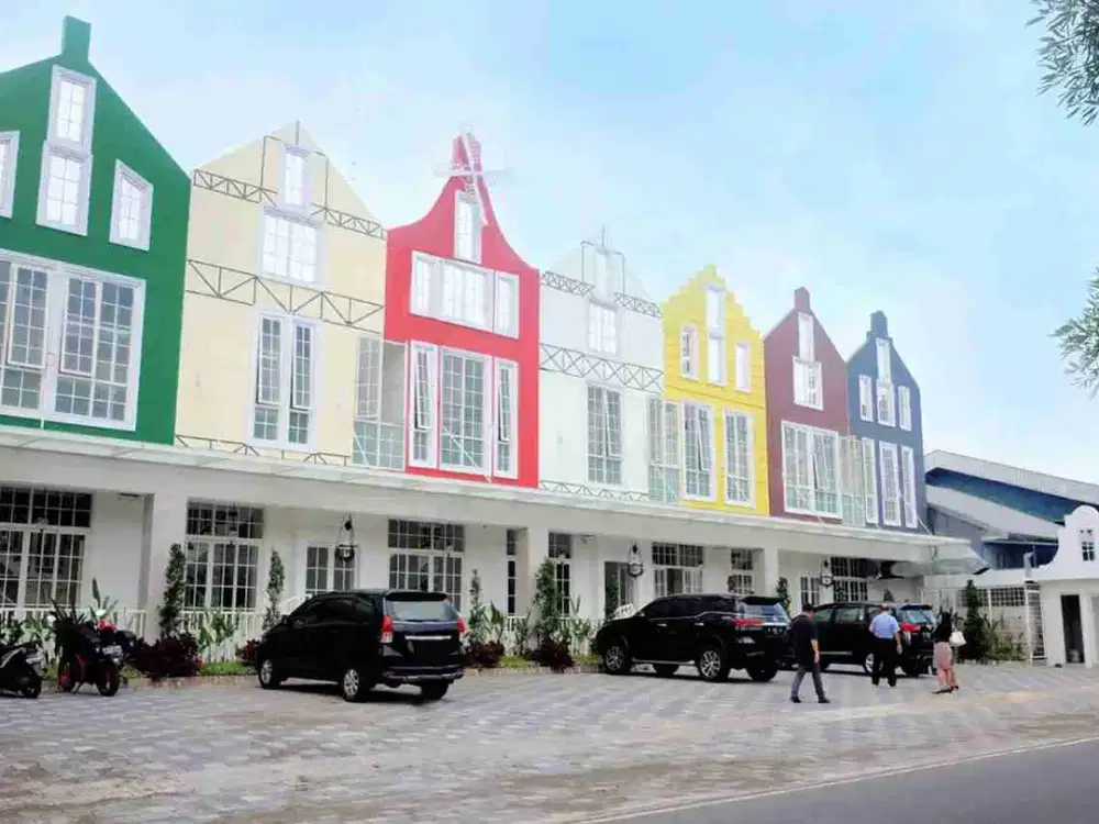 Di jual hotel di tengah kota