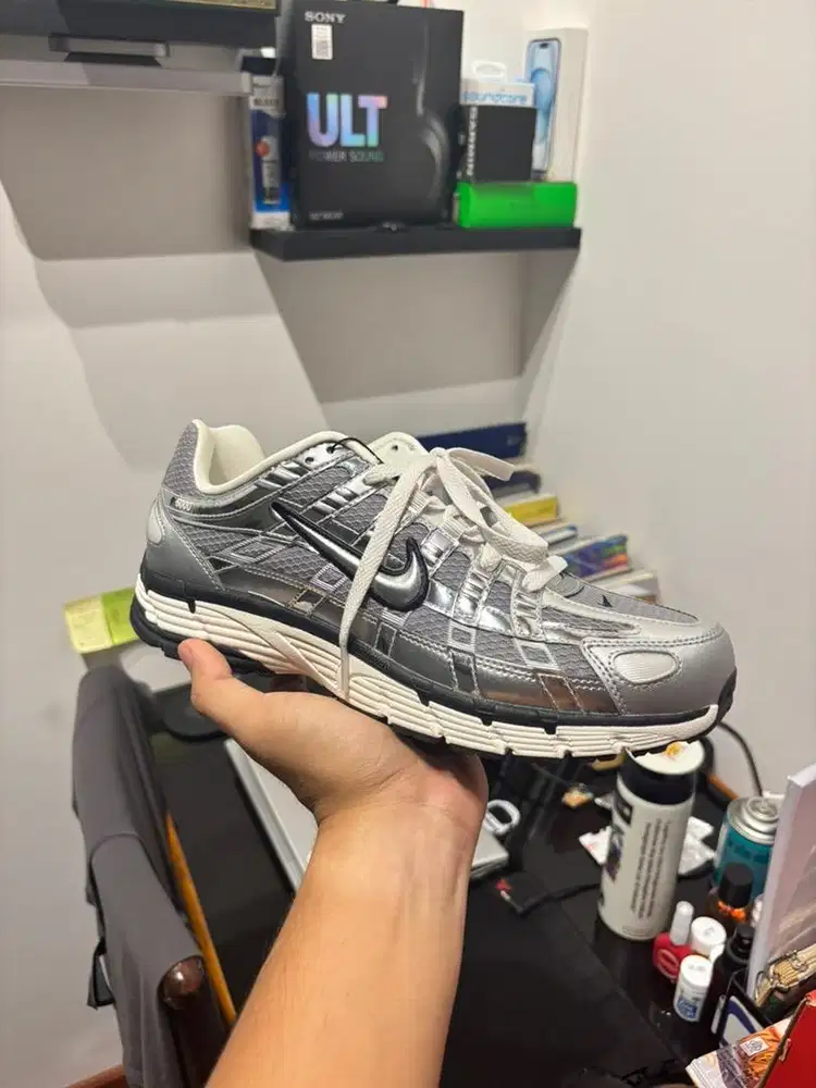 Nike P6000 Metalic Silver