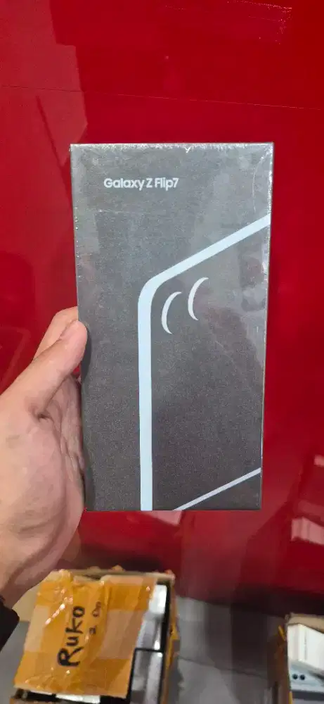 Samsung ZFlip 7 12/256GB Coral Red