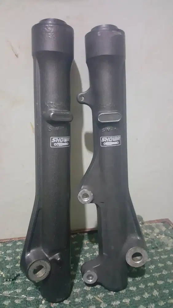 tabung shock depan vario 125 new