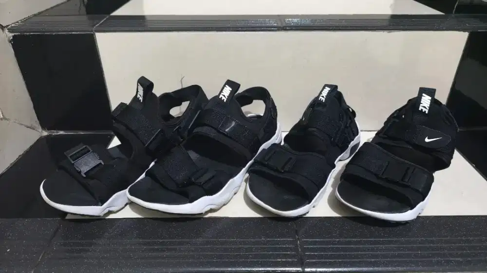 Sepatu Sendal Nike 1 Pasang