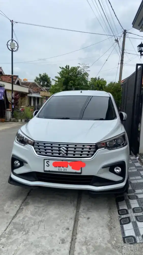 Dijual mobil Ertiga