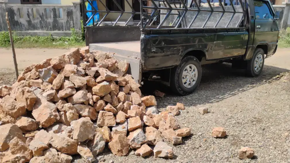 Batu pondasi dan pasir