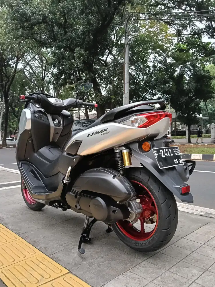 DIJUAL CEPAT CASH NEW YAMAHA N MAX CONNECTED ABS THN 2021 PJK ON