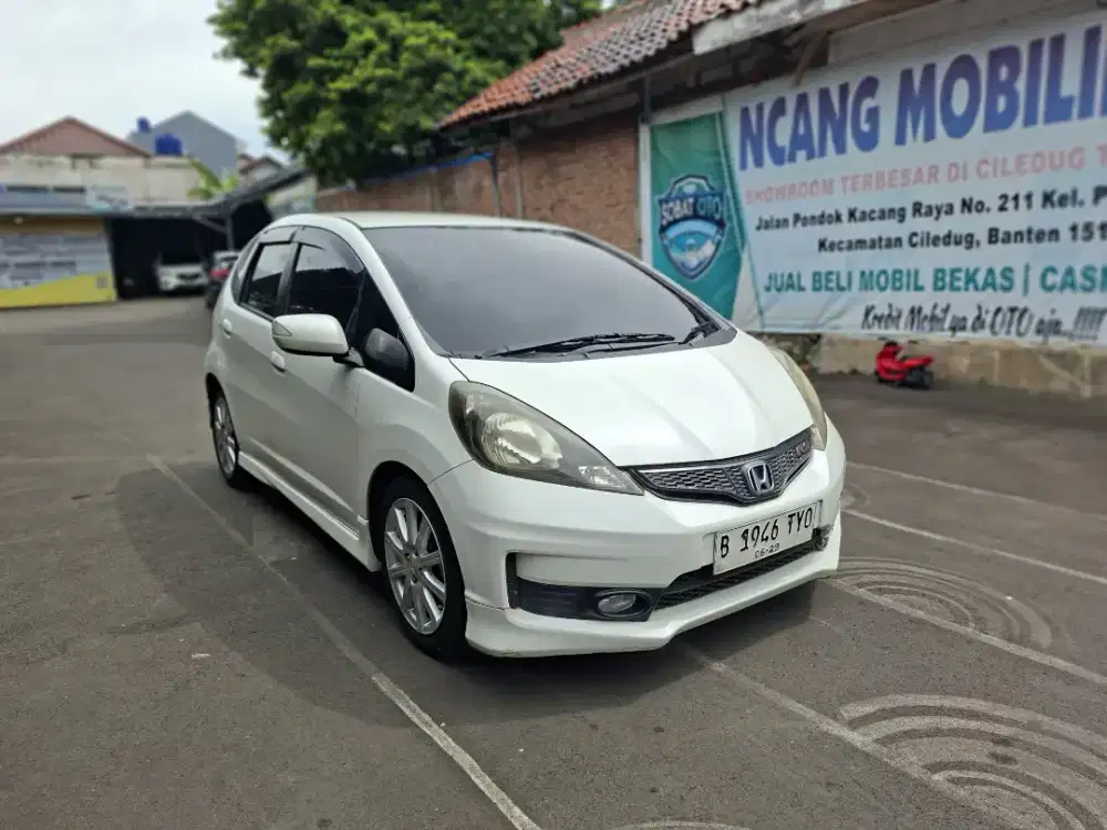 Honda Jazz 1.5 Rs matic 2014 (GE8)