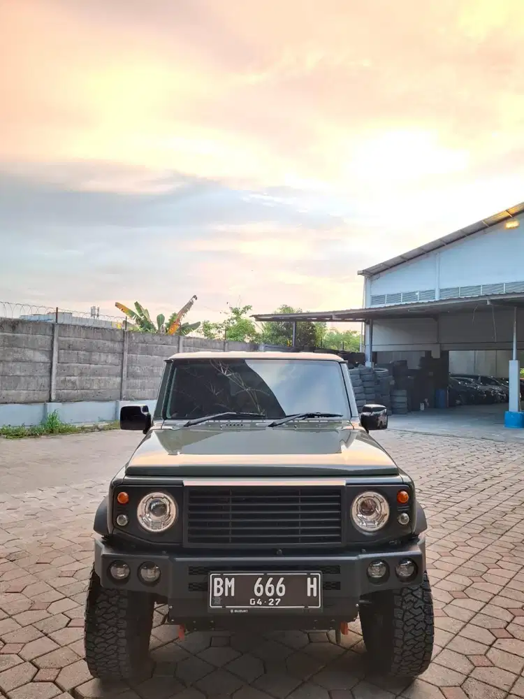 Jimny 2021 3 door manual. Km 16rb antik (full modifikasi offroad)