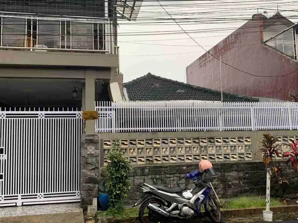 Dijual Rumah Strategis di Turangga Buahbatu Kota Bandung