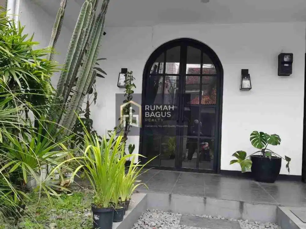 rumah 2lantai lokasi premium di sayap Riau bengawan bandung kota