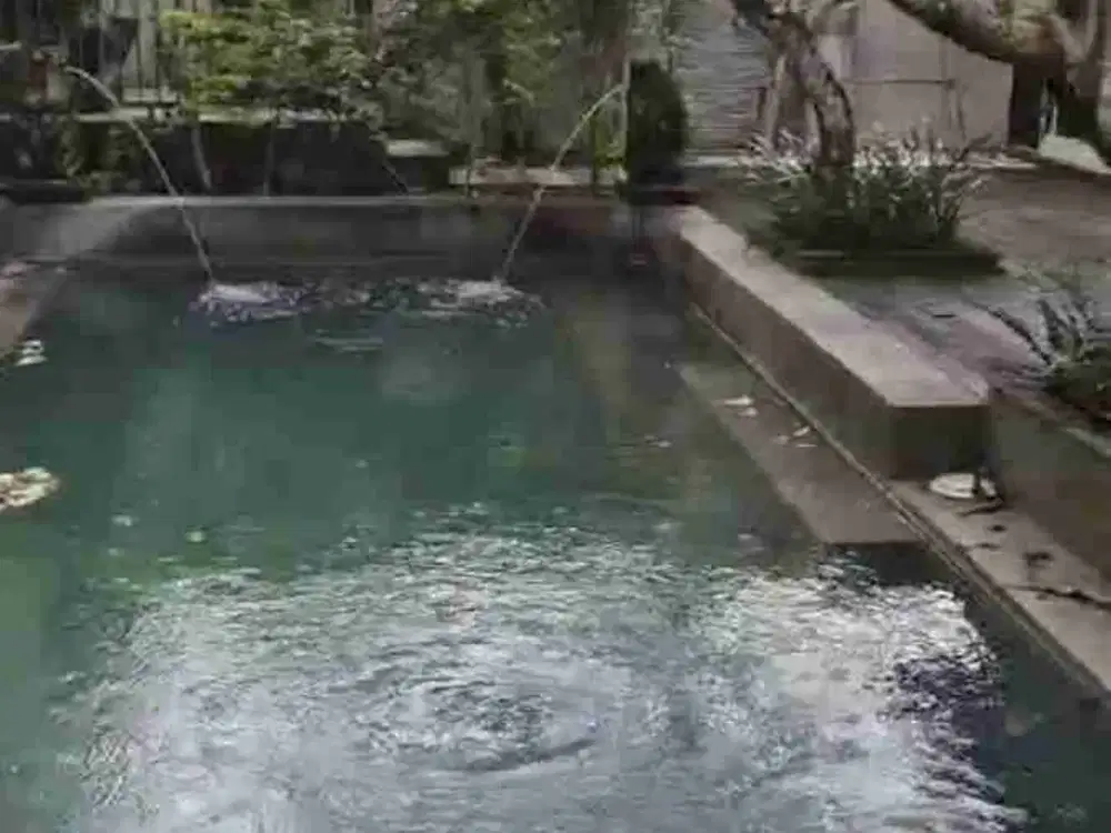 dijual villa 4 bedroom tanpa furniture di Taman Sakura dekat hotel Ayana jimbaran Kuta Selatan Badung Bali