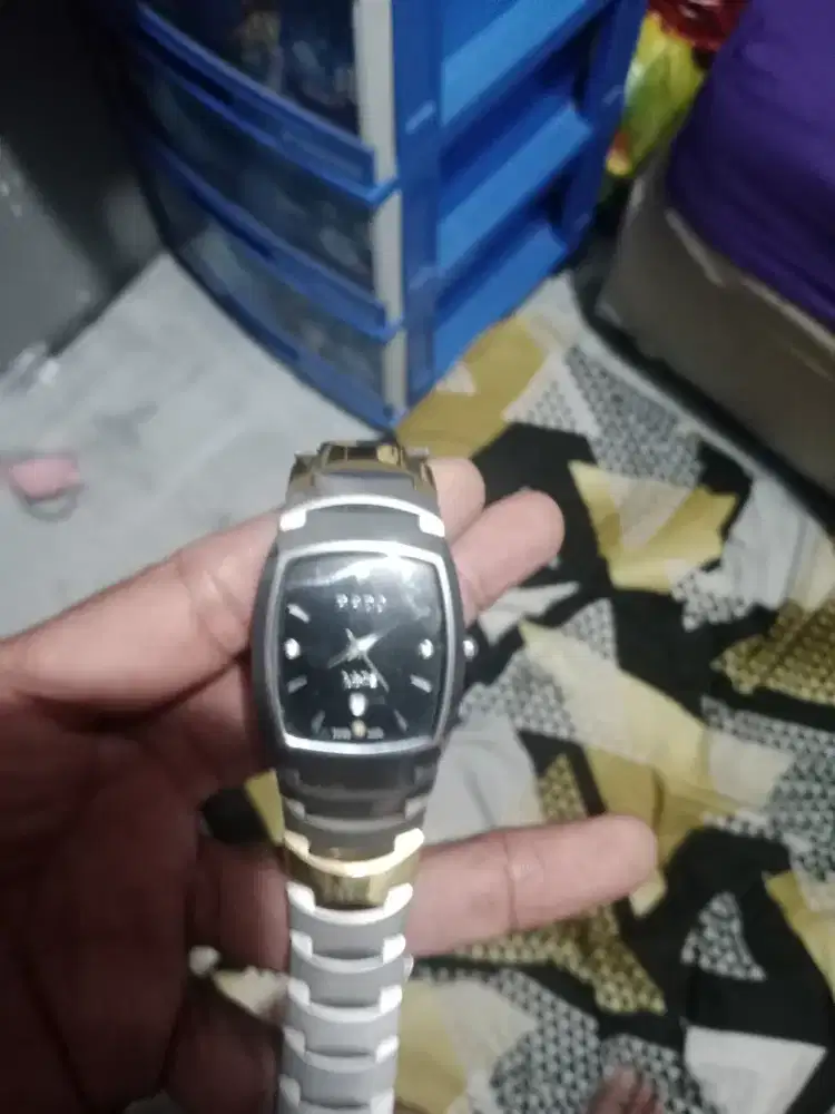 JAM TANGAN ASLI RADO