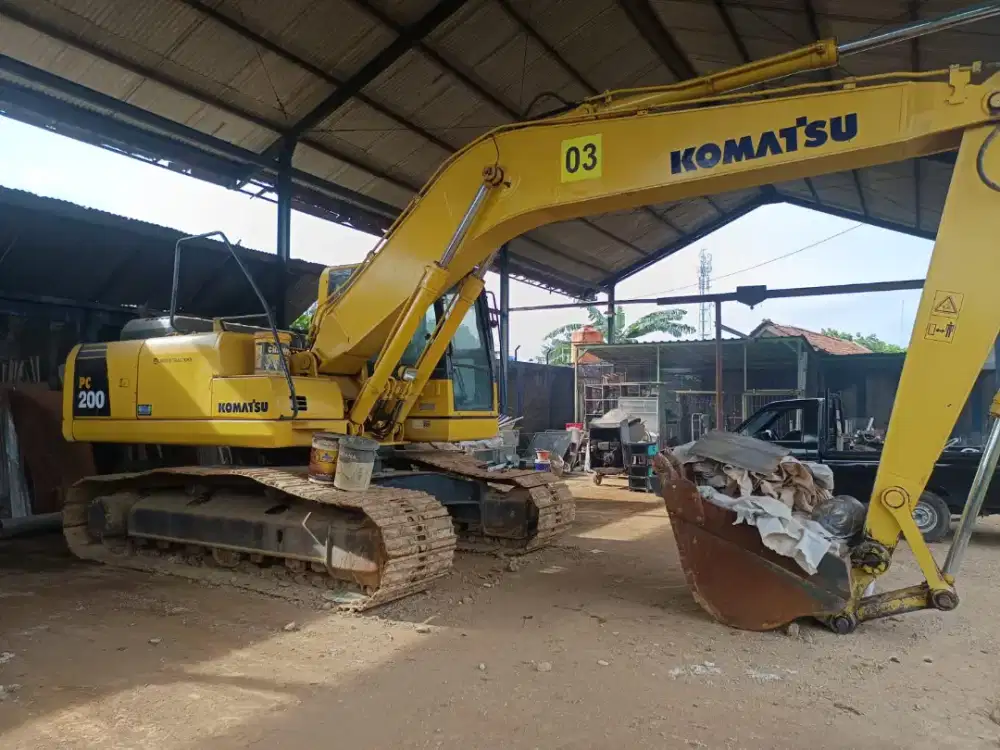 Beko 2 unit (cobelco 2012 dan Komatsu 2013 )