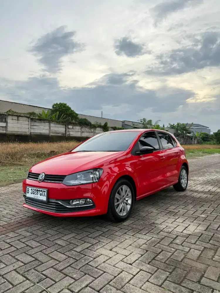 Volkswagen Polo 1.2 tsi A/T 2015 istimewa!!