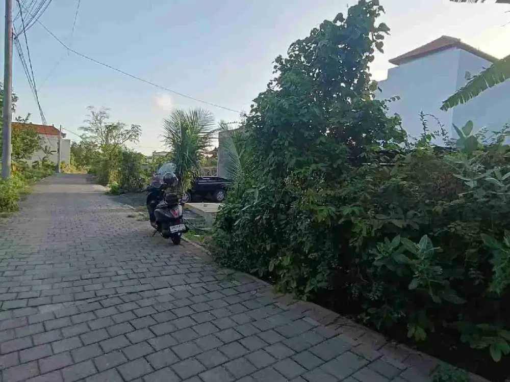 dijual tanah 310m²  harga 575 juta per are kawasan toyaning 1 Ungasan Badung Bali