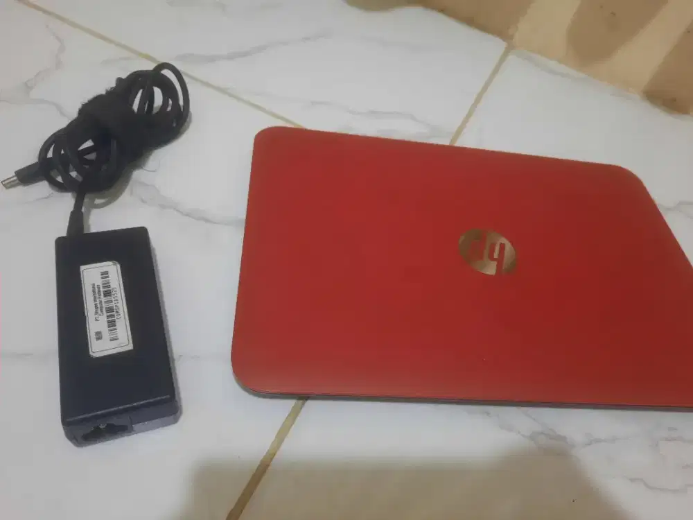 Laptop Kantor Hp Kondisi Mati Jual Cepat aja Minat Cet WA aja COD an