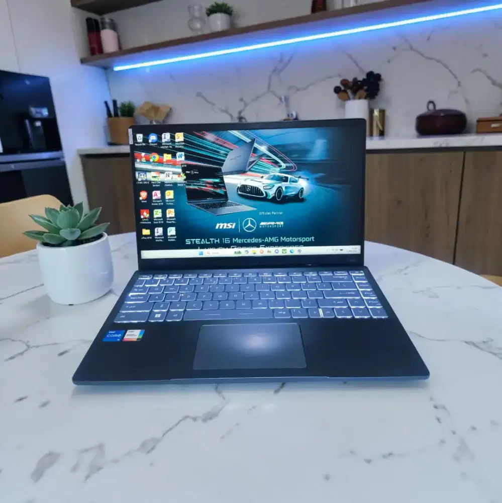 Laptop MSI Modern 14Pro SSD 512Gb Core i5 RAM 8Gb Body SLIM1