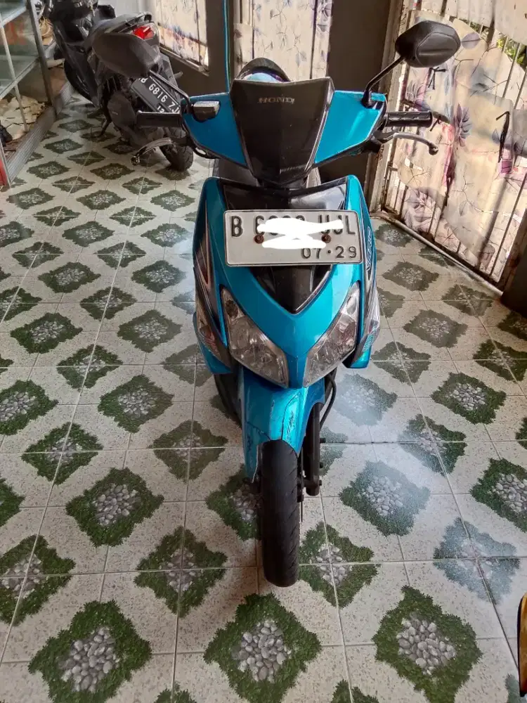 Motor vario karbu 110