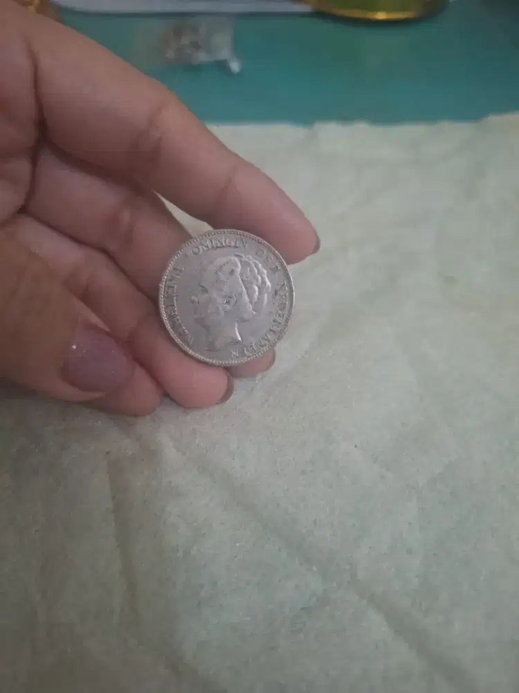 Koin 10 cent dubbeltje 
Koin asli dari belanda koin tahun 1929 Limited