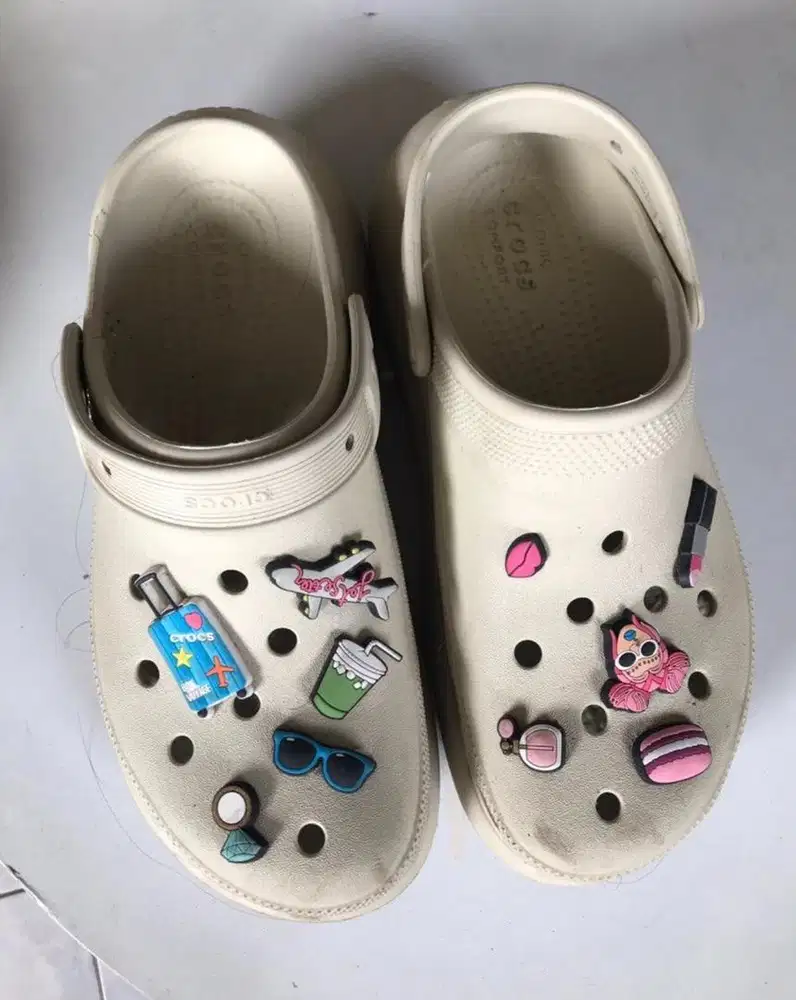 authentic crocs