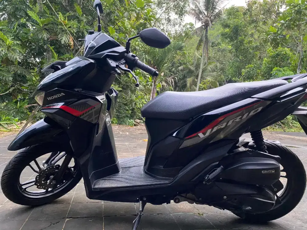 Vario 125 black thn 2023