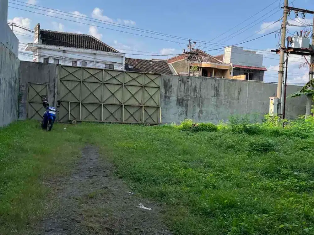 dijual gudang di cemani