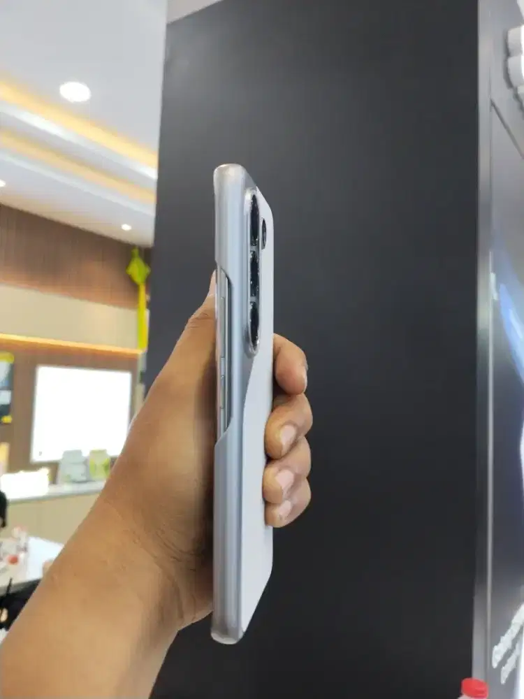 Jual handphone Tecno Calon 50 Pro 5G 8/256 GB