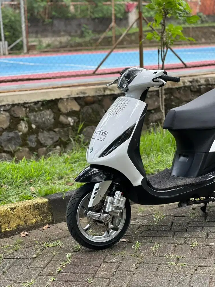 Piaggio Zip 2011 Full Modifikasi