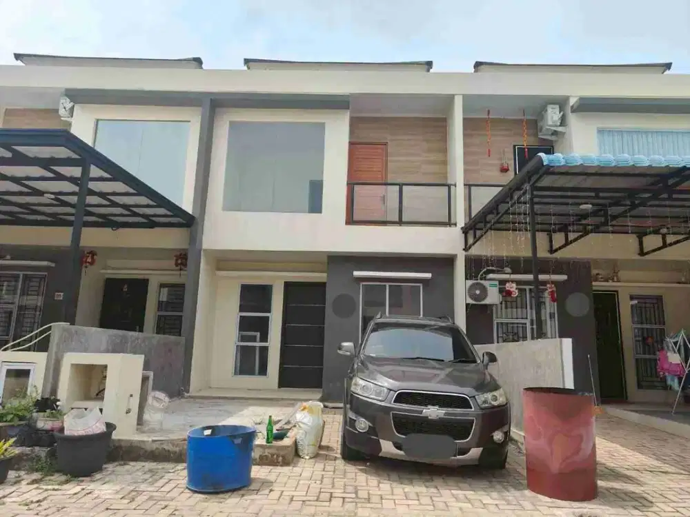 Disewakan Rumah 2 Lantai di Golden BCI, Bengkong Laut