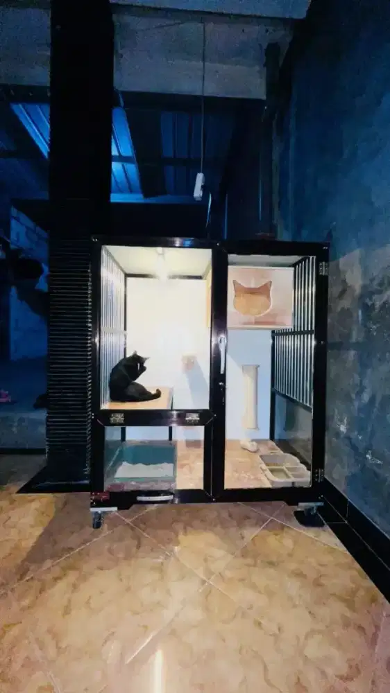 KANDANG KUCING PLAYGROUND KACA