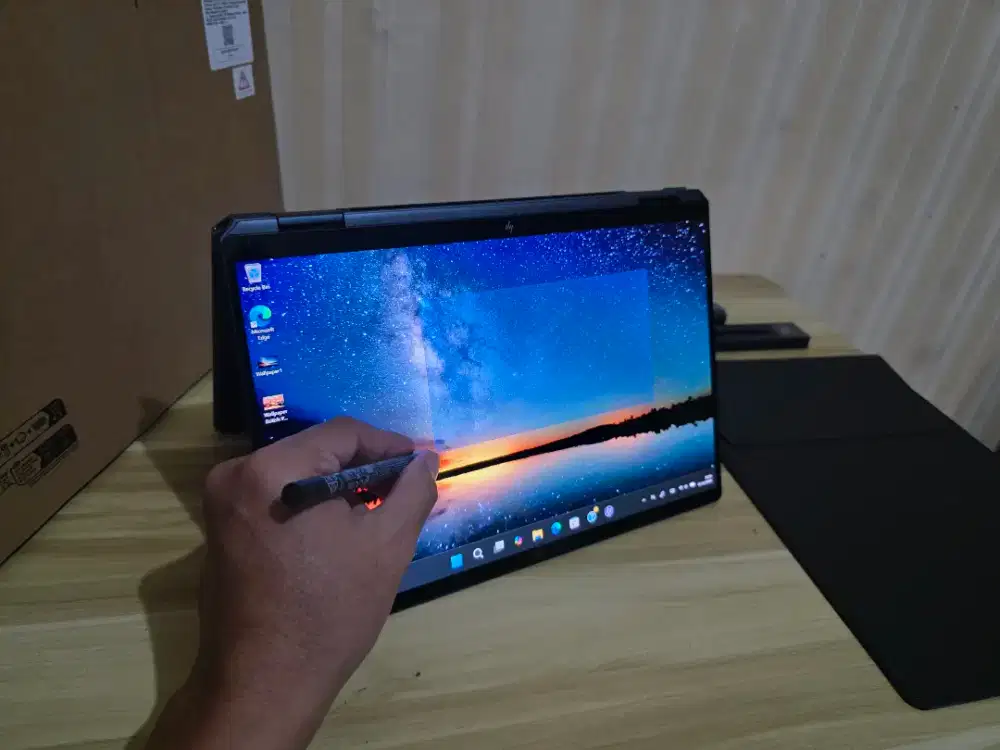 Laptop HP Spectre x360 i7 155H ram 32tb Touch Oled mrp X1 Yoga 9 xps