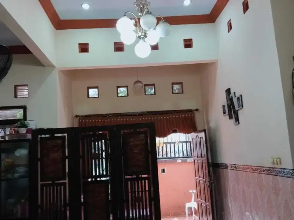 Jual murah rumah di candi mulyo  3 menit ke pasar legi Jombang