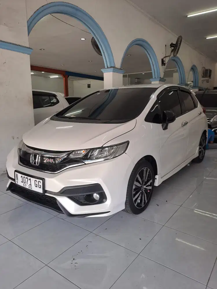 [Gress Mobil Kutisari] JAZZ RS CVT 2019 BAGUS SEKALI