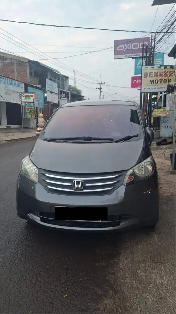 HONDA FREED PSD AT 2010