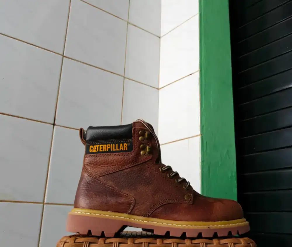 Caterpillar size 39 original