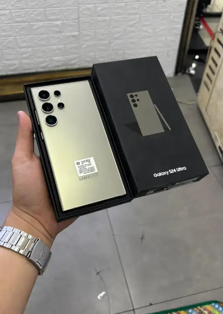 Samsung S24Ultra 12/256GB