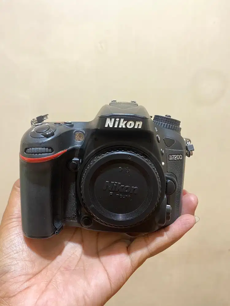Nikon 7200 body