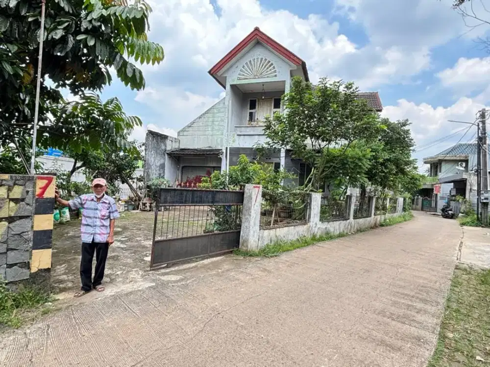 Rumah 2lantai di komsen jatiasih LT.245m persis pinggir exit tol jorr jatiasih bekasi