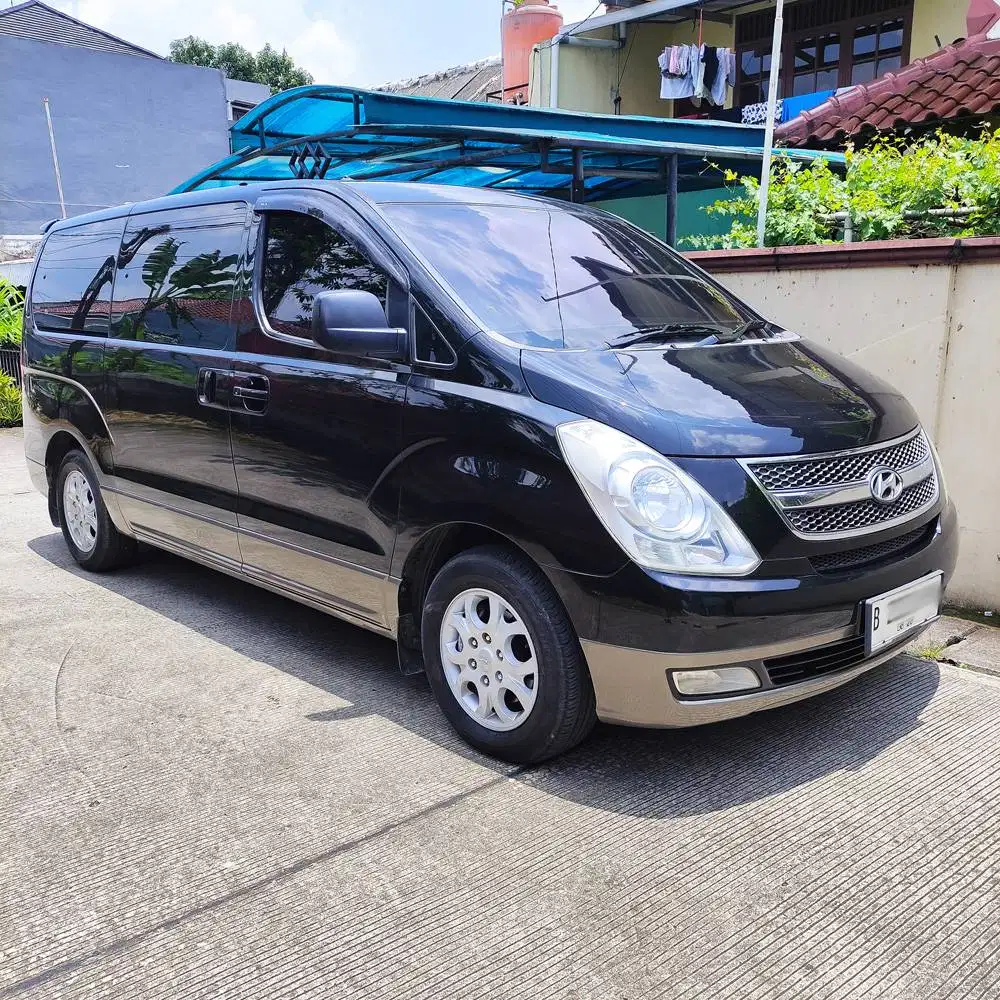 [DIJUAL] Hyundai H1 Elegance 2008 Matic – Mewah, Lega, & Siap Jalan!