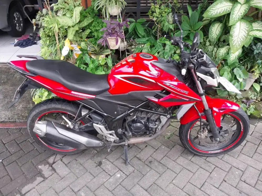 Cb150r istimewa