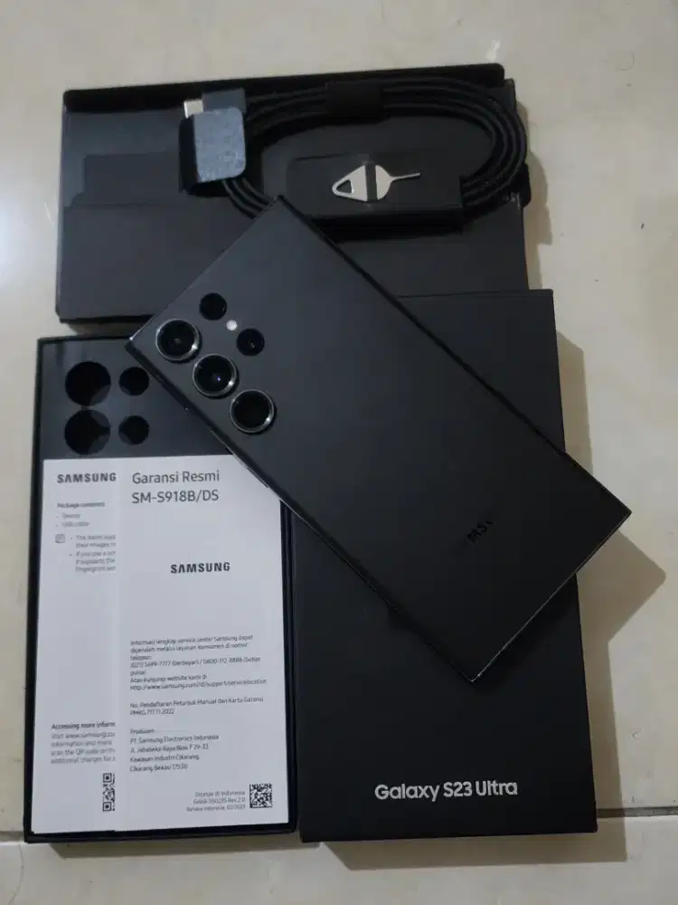 Samsung S23 Ultra 5G 12/256Gb, warna Hitam  SEIN, kondisi 99% Mulus