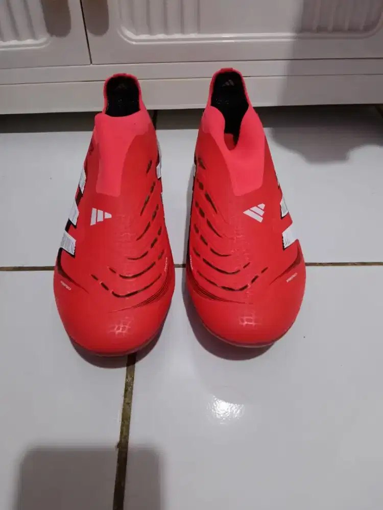 Adidas predator size 41 1/3